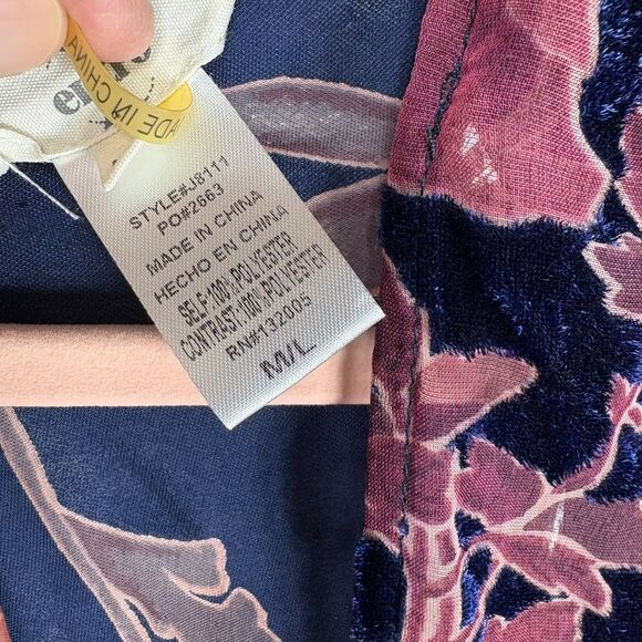 Entro Women's Velvet Burnout Floral Open Front Topper Kimono Size M/L - Picture 7 of 8